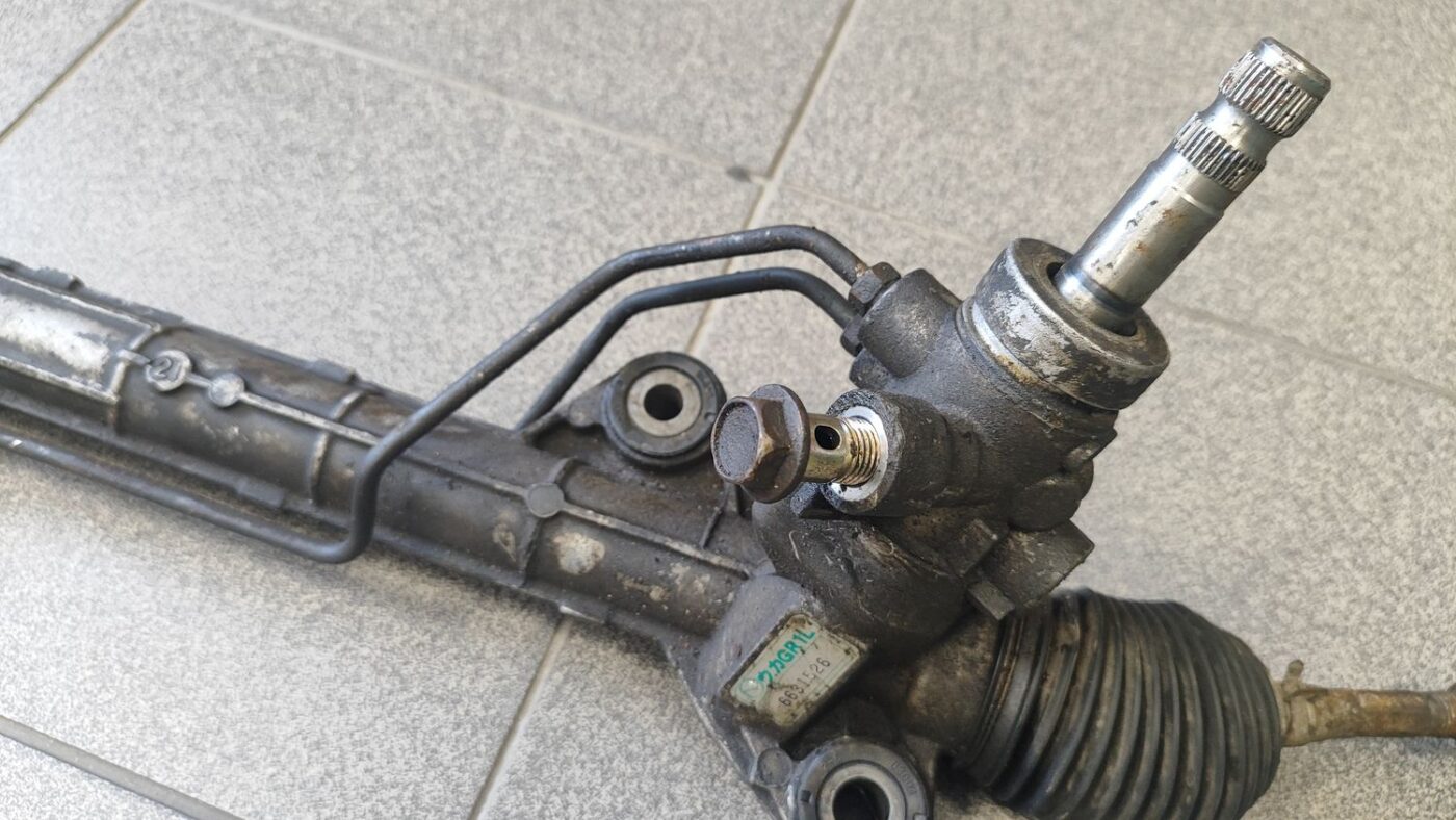 Stūres mehānisms priekš MAZDA 6 2006 6 Stūres mehānisms priekš MAZDA 6 2006