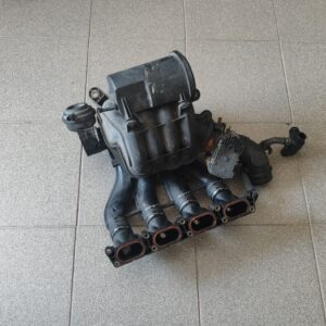 Ieplūdes kolektors priekš AUDI A4 2001