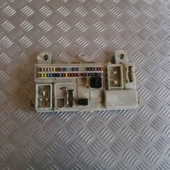 Drošinātāju relejas kaste priekš VOLVO C30 2008 SILVER