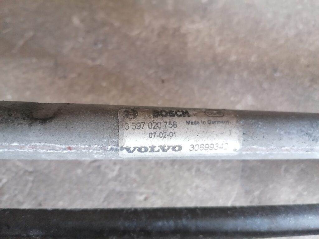 Vējstikla tīrīšanas mehānisms priekš VOLVO C30 2008 SILVER 4 Vējstikla tīrīšanas mehānisms priekš VOLVO C30 2008 SILVER