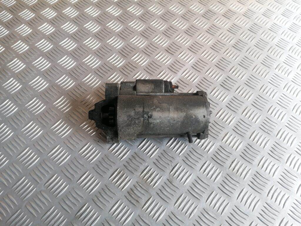 Starteris priekš VOLVO C30 2008 SILVER 2 Starteris priekš VOLVO C30 2008 SILVER