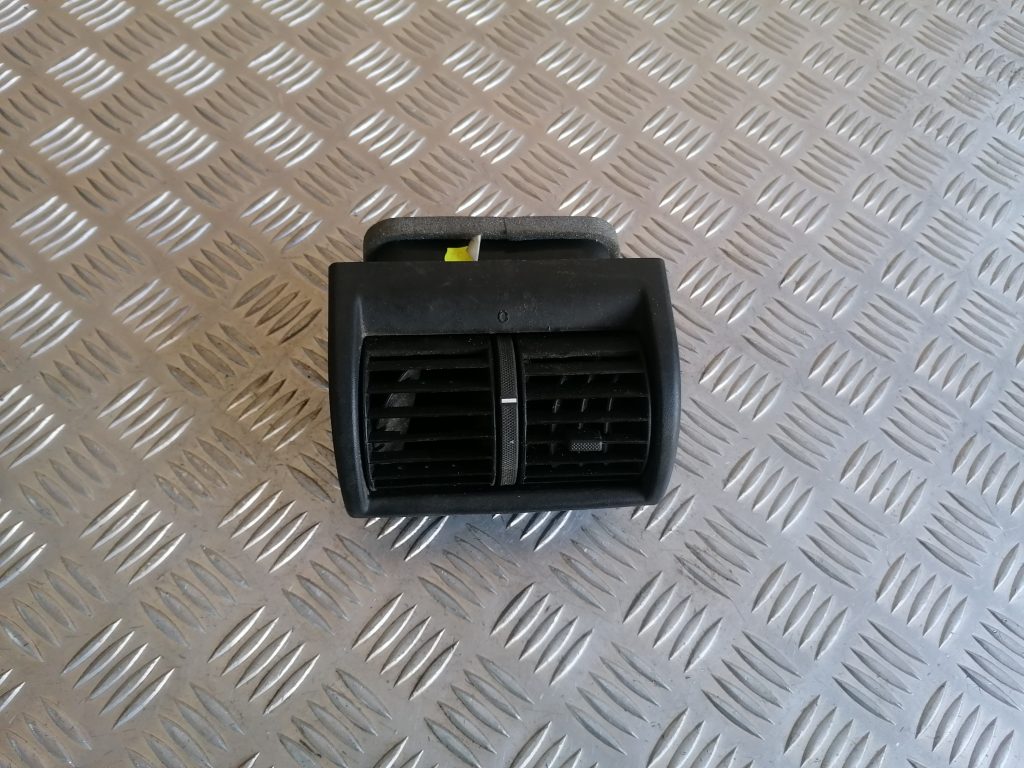 Centrālās konsoles gaisa vads priekš OPEL ZAFIRA 2004 1 Centrālās konsoles gaisa vads priekš OPEL ZAFIRA 2004