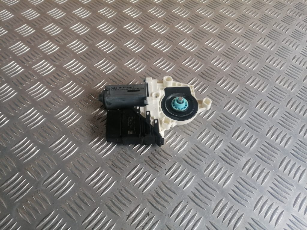 Elektrisko stiklu motors priekš VW GOLF VARIANT 2012 1 Elektrisko stiklu motors priekš VW GOLF VARIANT 2012