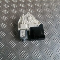 Elektrisko stiklu motors priekš VW GOLF VARIANT 2012