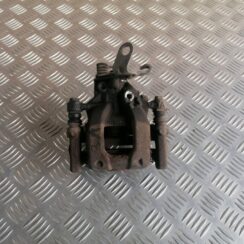 Aizmugurējais kreisais suports priekš VW GOLF VARIANT 2012