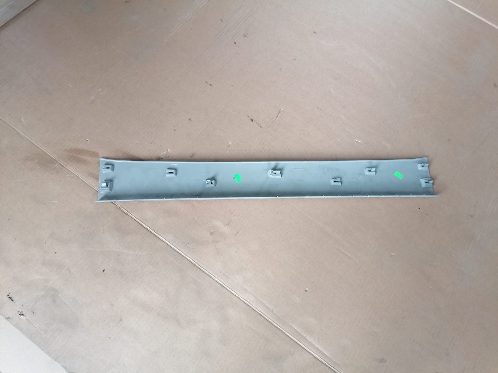 Bagāžnieka vāka apdare priekš VW GOLF VARIANT 2012 2 Bagāžnieka vāka apdare priekš VW GOLF VARIANT 2012