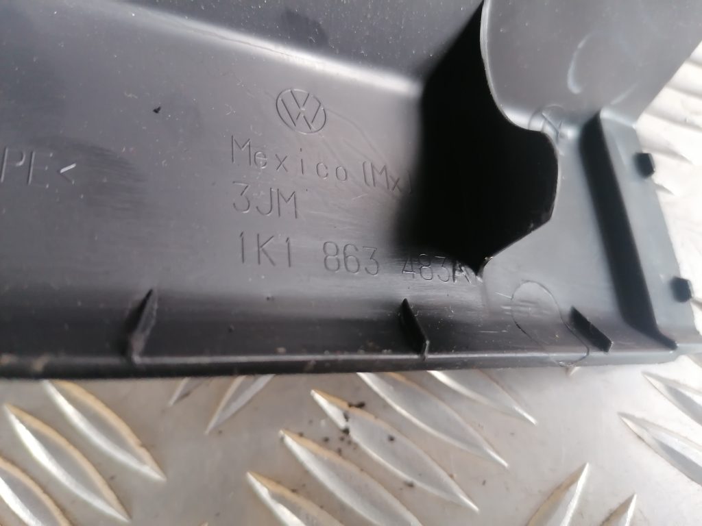 Sliekšņa priekšēja kreisa uzlika (salonā) priekš VW GOLF VARIANT 2012 3 Sliekšņa priekšēja kreisa uzlika (salonā) priekš VW GOLF VARIANT 2012