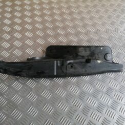 Vējstikla uzlika (deflektors) priekš VW GOLF VARIANT 2012