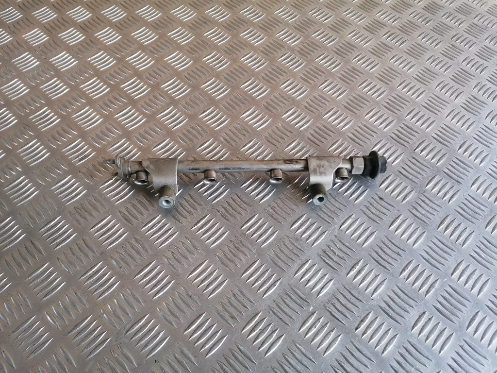 Degvielas sadales caurule priekš KIA CEED 2007 1 Degvielas sadales caurule priekš KIA CEED 2007