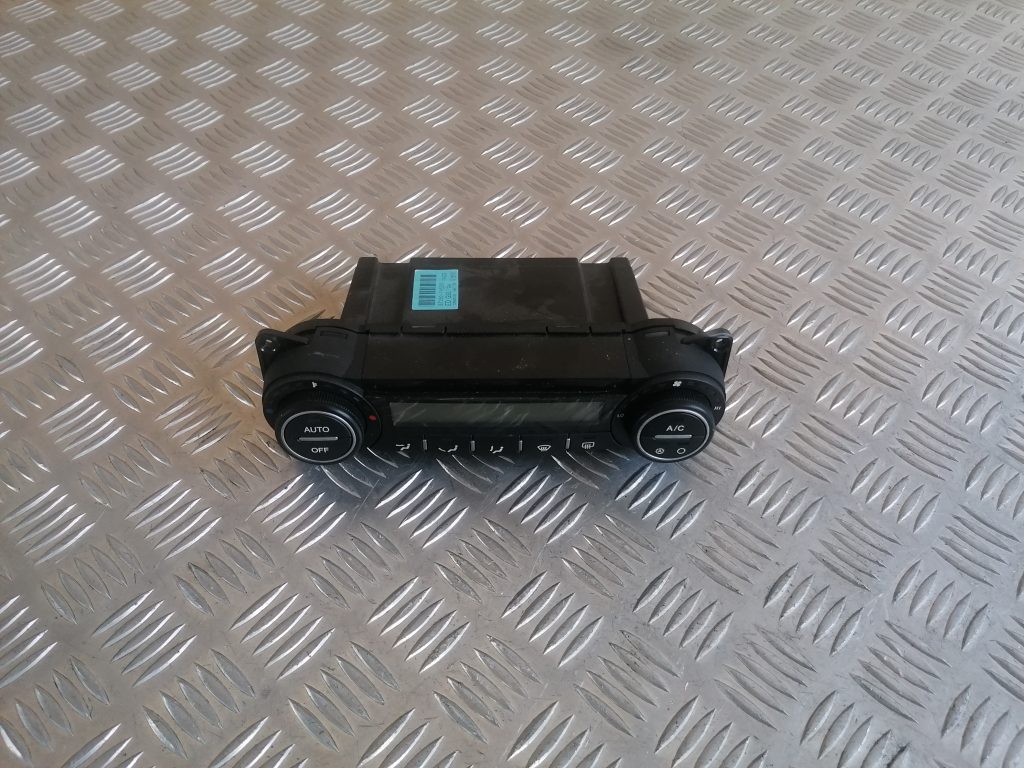 Klimata kontroles bloks priekš KIA CEED 2007 1 Klimata kontroles bloks priekš KIA CEED 2007