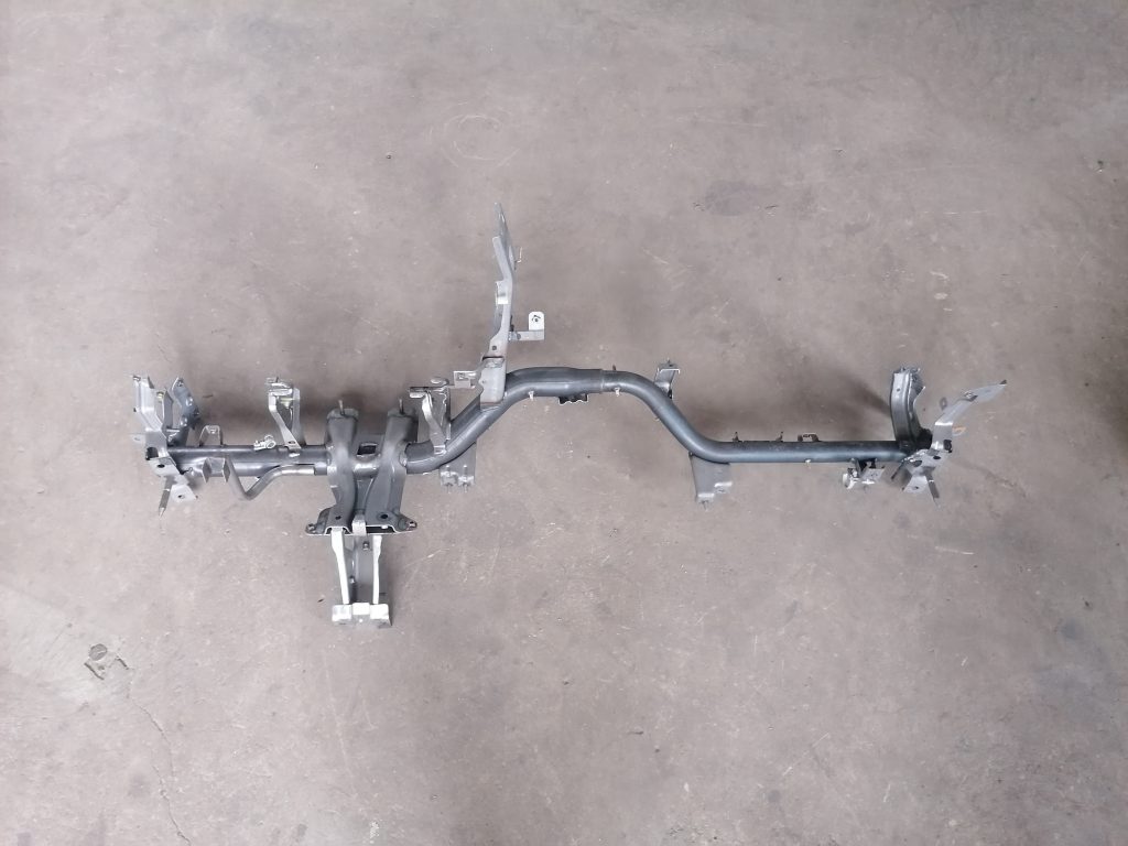 Mērinstrumentu paneļa pastiprinātājs priekš KIA CEED 2007 1 Mērinstrumentu paneļa pastiprinātājs priekš KIA CEED 2007