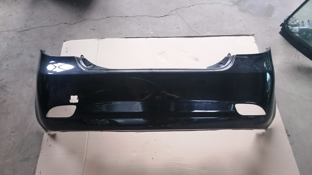 Aizmugures buferis priekš KIA CEED 2007 1 Aizmugures buferis priekš KIA CEED 2007