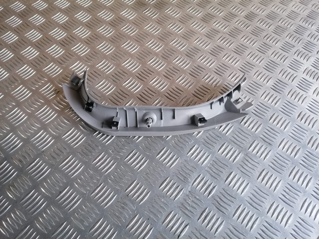 Bagāžnieka vāka apdare priekš KIA CEED 2007