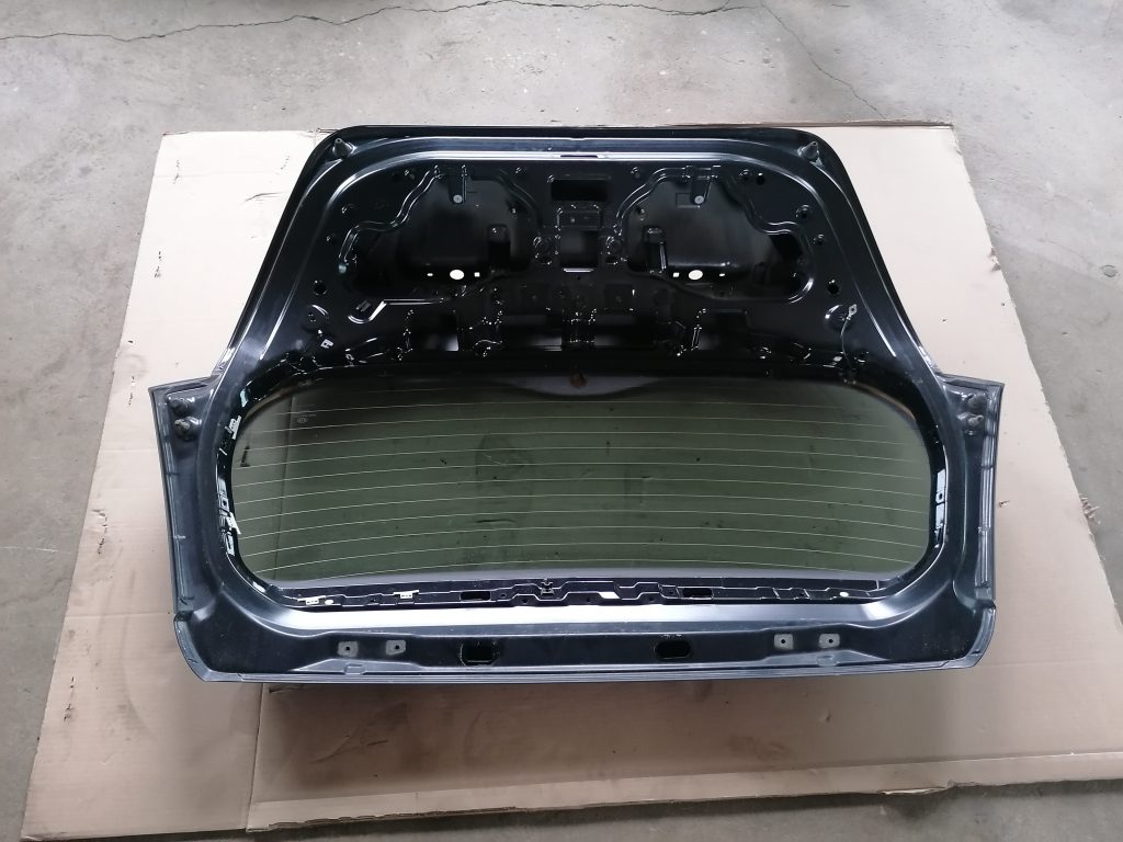 Bagāžnieka vāks priekš KIA CEED 2007