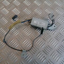 Antenas pastiprinātāja bloks priekš SUBARU LEGACY 2009