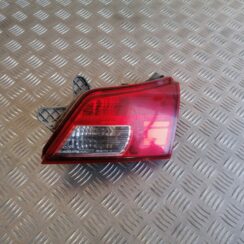 Bagāžnieka vāka labais lukturis priekš SUBARU LEGACY 2009