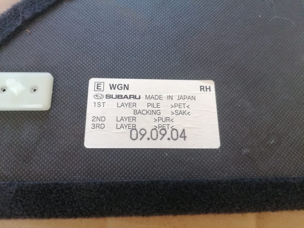 Bagāžnieka grīdas daļa priekš SUBARU LEGACY 2009 3 Bagāžnieka grīdas daļa priekš SUBARU LEGACY 2009