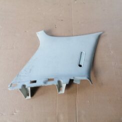 Bagažnieka nodalījuma statnes apdare priekš VW GOLF IV 1999