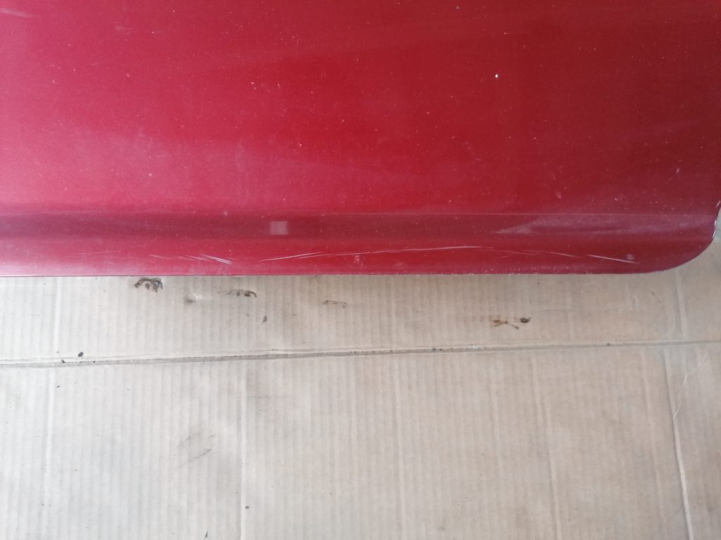 Aizmugurējās kreisās durvis priekš VW GOLF IV 1999