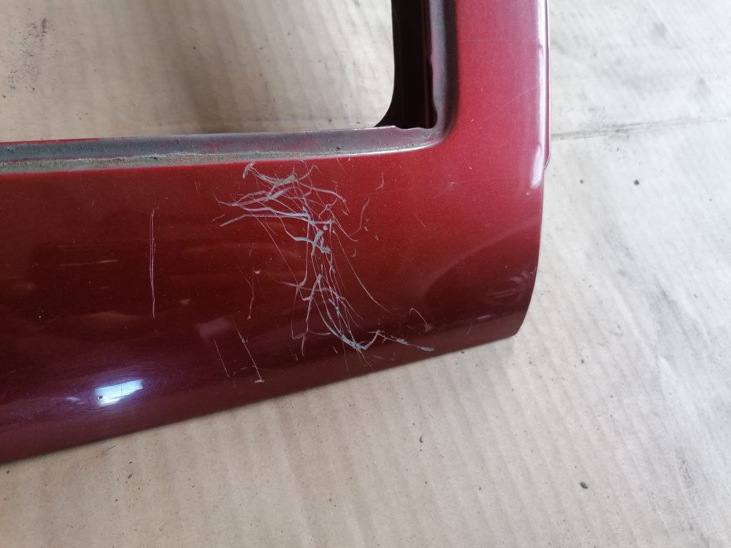 Aizmugurējās kreisās durvis priekš VW GOLF IV 1999