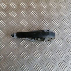 Aizmugurējais kreisais durvju rokturis priekš VW GOLF IV 1999