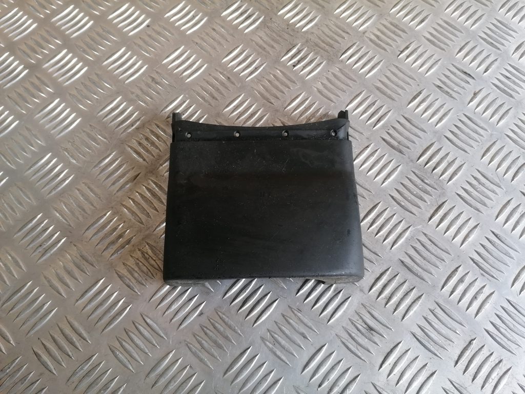 Stūres statnes putekļu aizsargs (salonā) priekš VW GOLF IV 1999