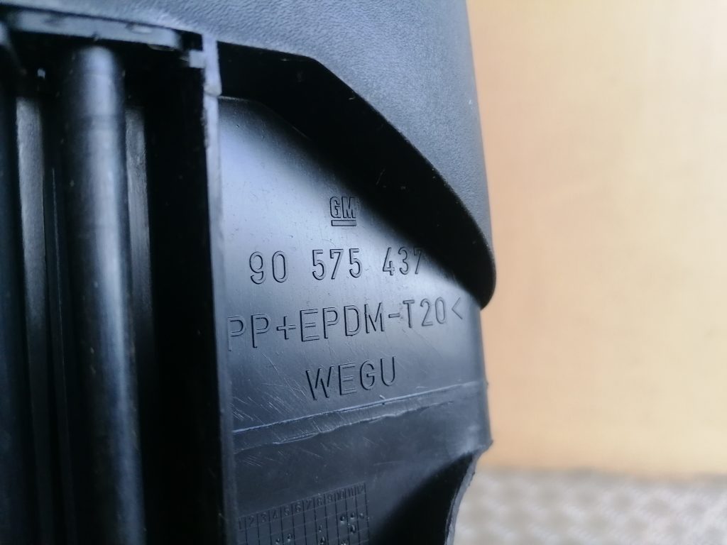 Stūres statnes putekļu aizsargs (salonā) priekš OPEL ASTRA 2002