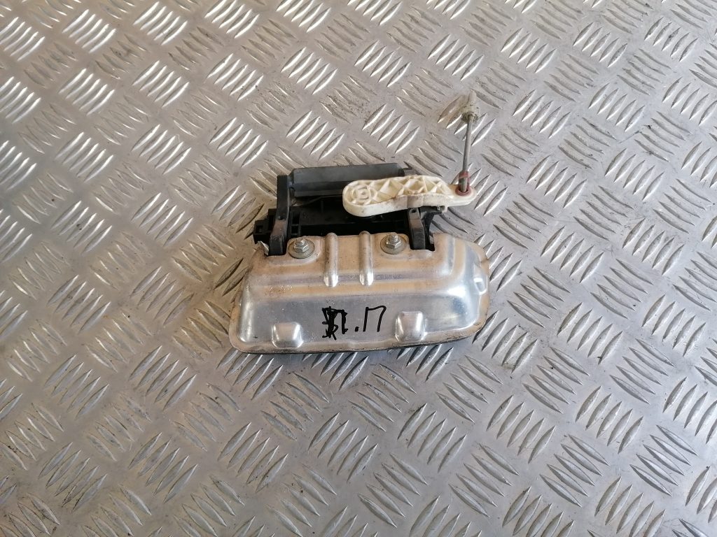 Priekšējāis labais durvju rokturis priekš OPEL ASTRA 2002