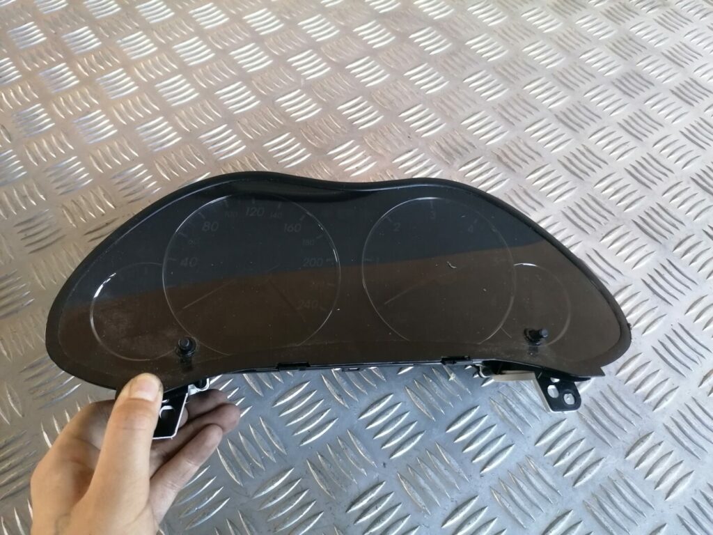 Spidometrs priekš TOYOTA AVENSIS 2007 2 Spidometrs priekš TOYOTA AVENSIS 2007