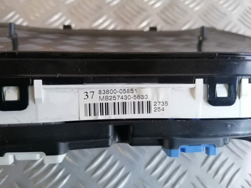 Spidometrs priekš TOYOTA AVENSIS 2007 5 Spidometrs priekš TOYOTA AVENSIS 2007