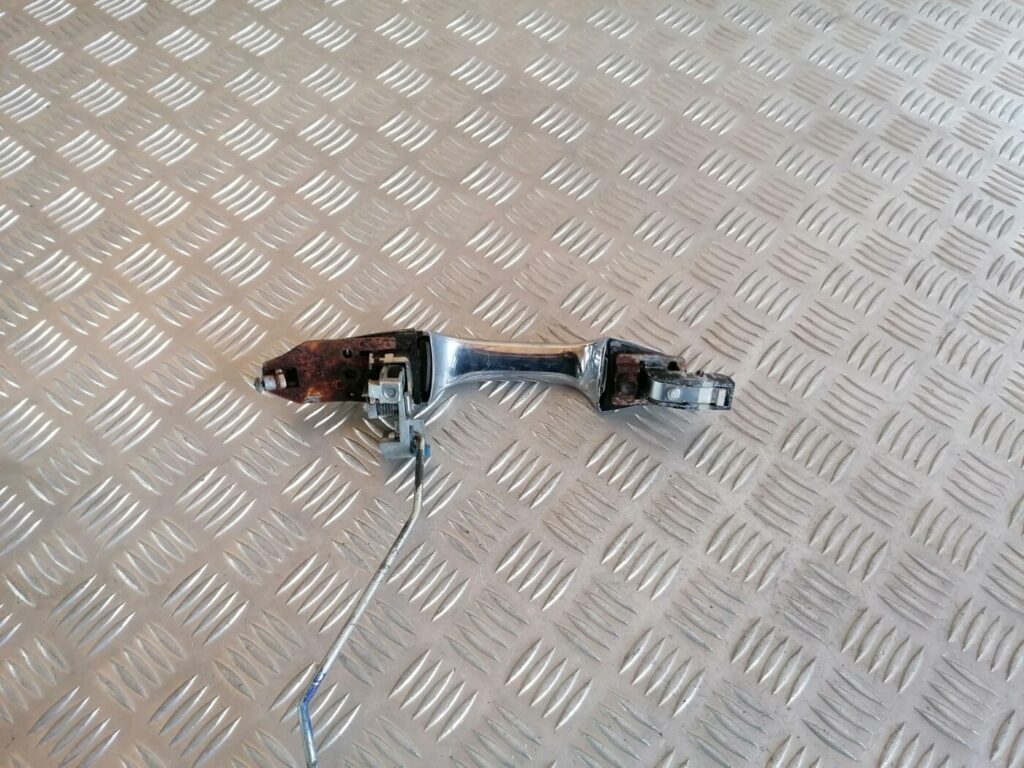 Priekšējāis labais durvju rokturis priekš HONDA ACCORD 2007 YR562P 2 Priekšējāis labais durvju rokturis priekš HONDA ACCORD 2007 YR562P