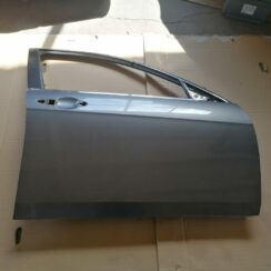 Priekšējās labās durvis priekš HONDA ACCORD 2007 YR562P