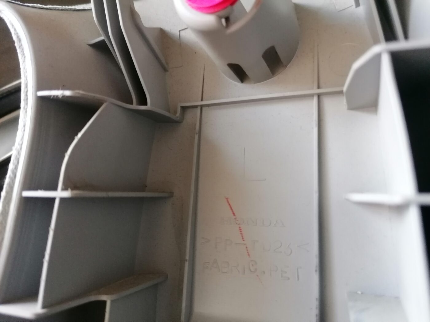 Vidējas salona statnes apdare priekš HONDA ACCORD 2007 YR562P 2 Vidējas salona statnes apdare priekš HONDA ACCORD 2007 YR562P