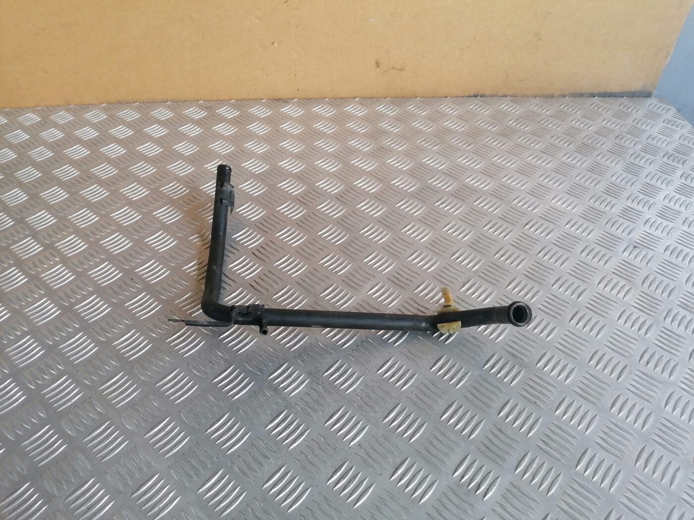 Dzesēšanas caurule priekš HONDA CR-V 2006