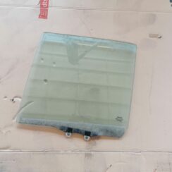 Aizmugurējo kreiso durvju stikls priekš HONDA CR-V 2006