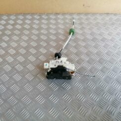 Priekšējo kreiso durvju slēdzene priekš AUDI A6 2008