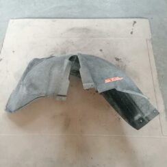 Aizmugurējais kreisais paspārns priekš AUDI A6 2008