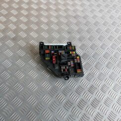 Drošinātāju bloks priekš BMW 520D F11 2011 TOURING