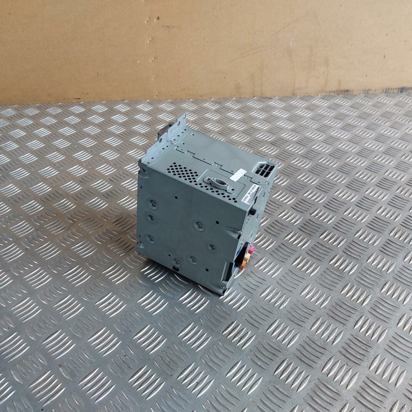 CD/DVD/Navigācijas bloks priekš BMW 520D F11 2011 TOURING 2 CD/DVD/Navigācijas bloks priekš BMW 520D F11 2011 TOURING