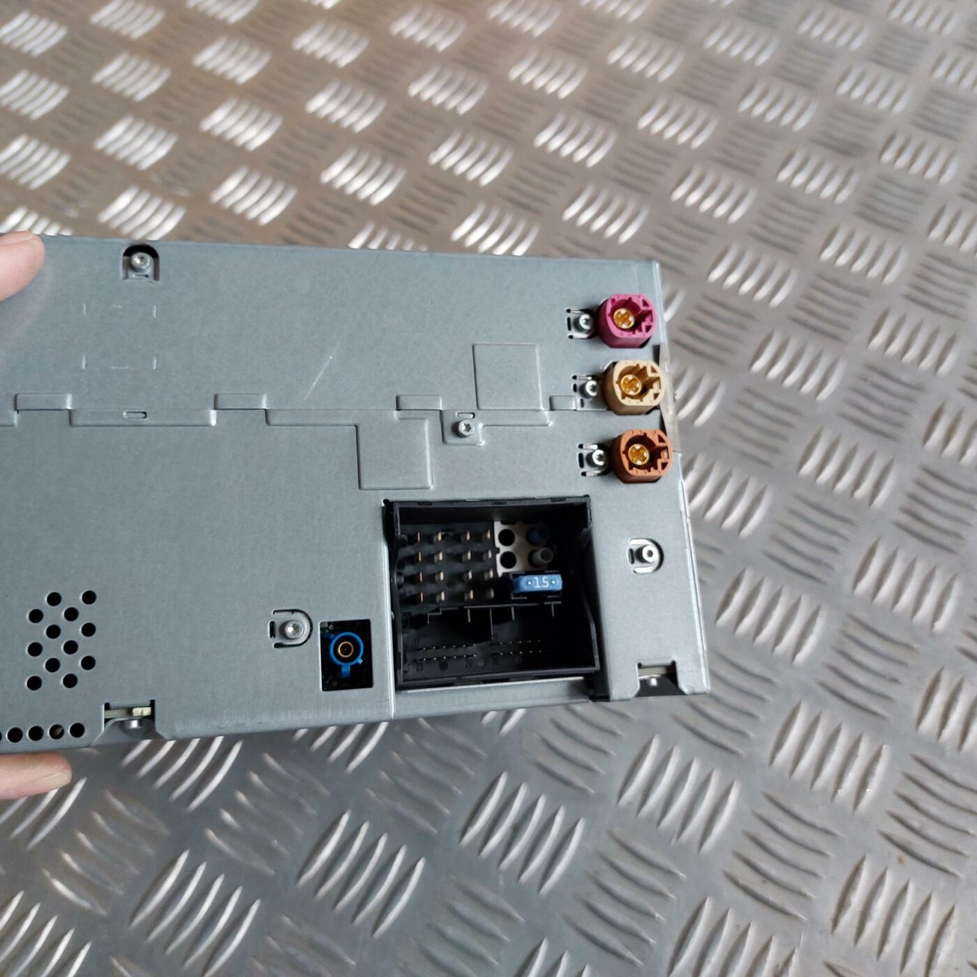 CD/DVD/Navigācijas bloks priekš BMW 520D F11 2011 TOURING 3 CD/DVD/Navigācijas bloks priekš BMW 520D F11 2011 TOURING