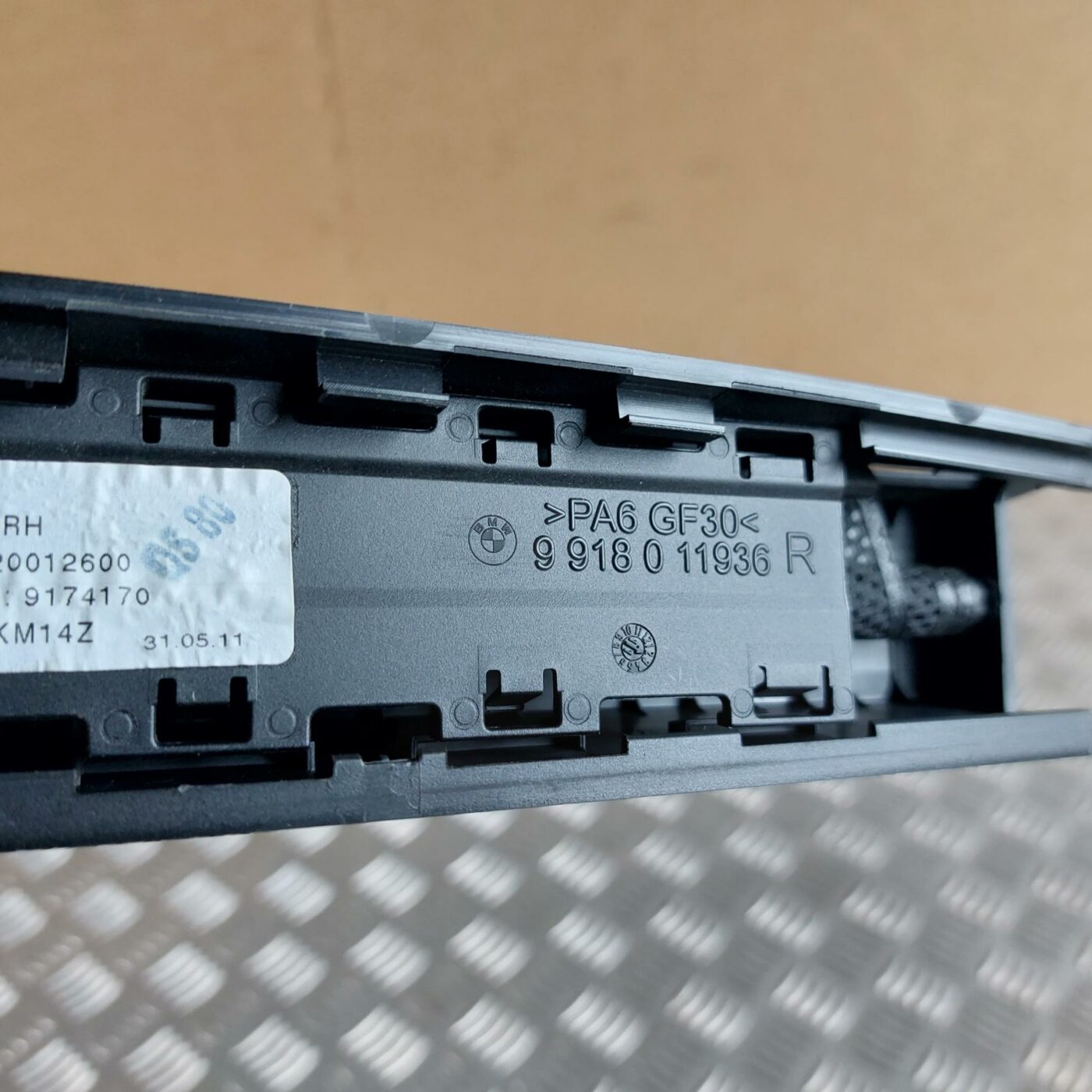 Durvju logu saules aizsargs priekš BMW 520D F11 2011 TOURING