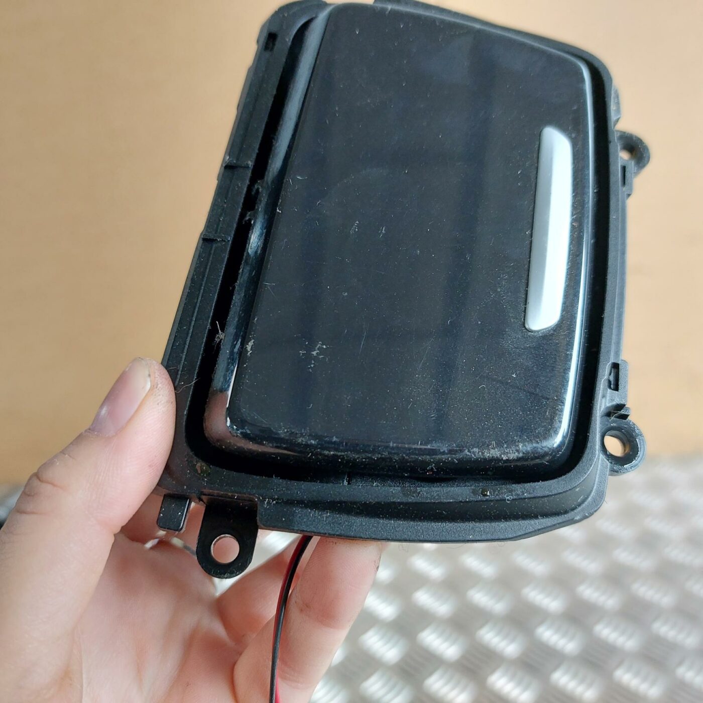 Pelnu trauks priekš BMW 520D F11 2011 TOURING 2 Pelnu trauks priekš BMW 520D F11 2011 TOURING