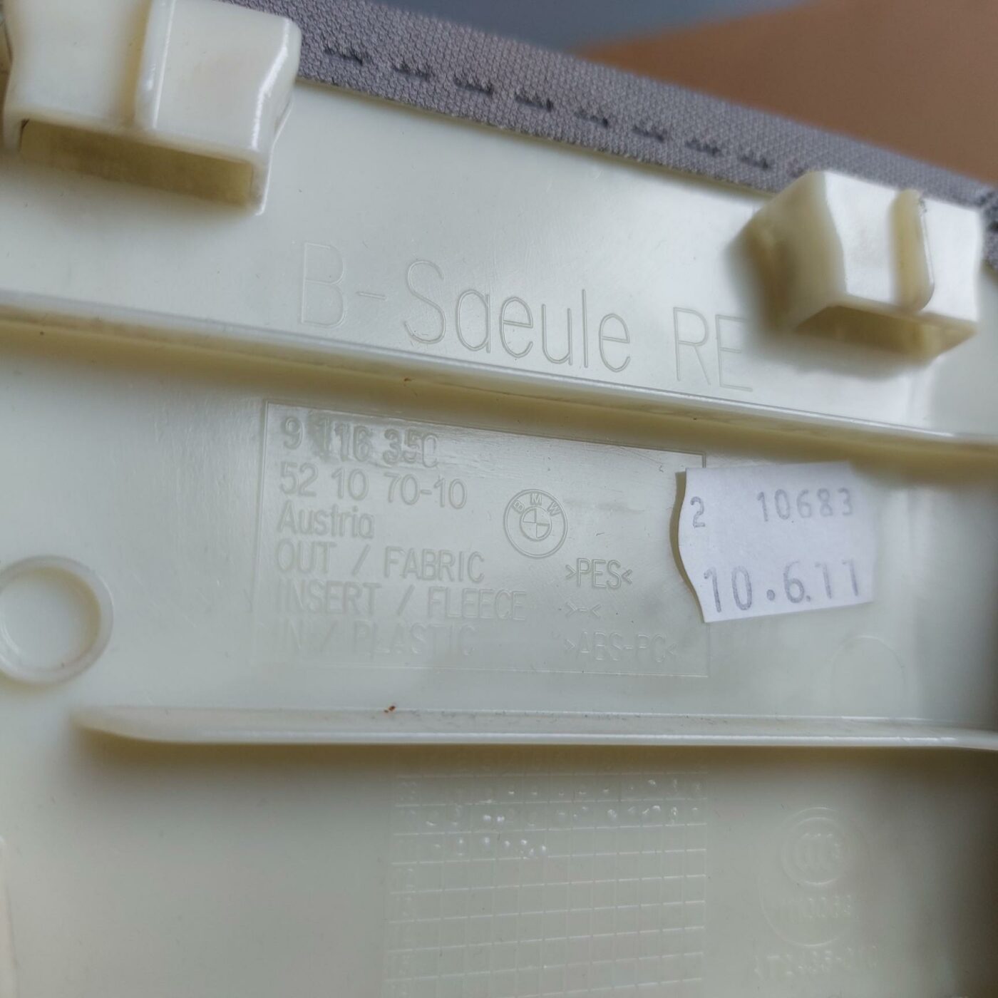 Vidējas salona statnes apdare priekš BMW 520D F11 2011 TOURING