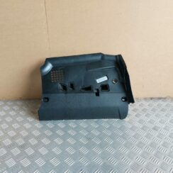 Mērinstrumentu paneļa apakšēja apdare priekš BMW 520D F11 2011 TOURING