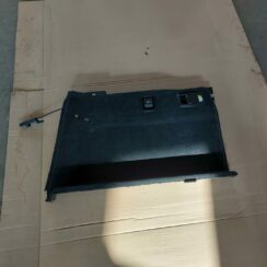 Bagāžnieka nodalījuma sānu apdare priekš BMW 520D F11 2011 TOURING