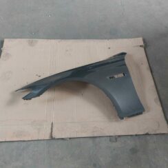 Priekšējais kreisais spārns priekš BMW 520D F11 2011 TOURING