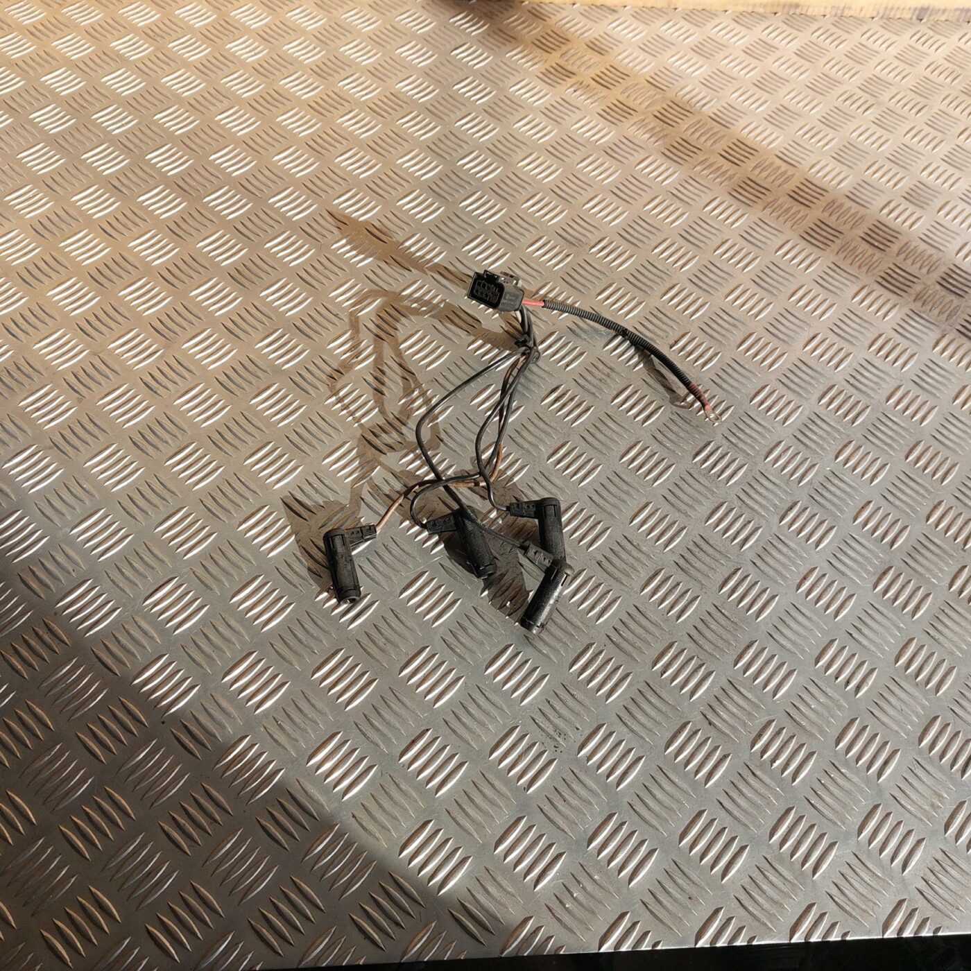 Kvēlsveču vadi priekš BMW 520D F11 2011 TOURING