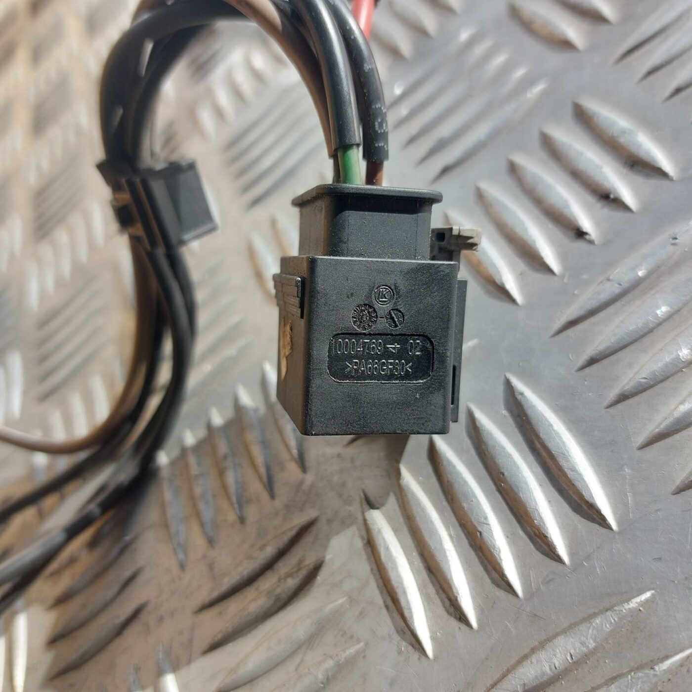 Kvēlsveču vadi priekš BMW 520D F11 2011 TOURING