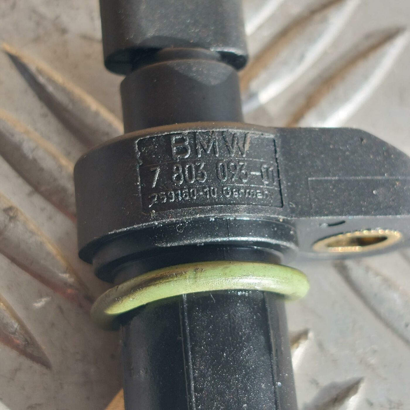 Kloķvārpstas devējs priekš BMW 520D F11 2011 TOURING