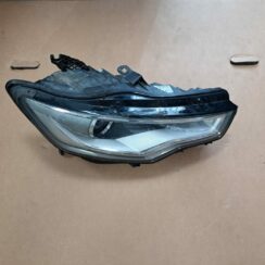 Priekšējais labais lukturis priekš AUDI A6 C7 2010-2015 4G0941006C